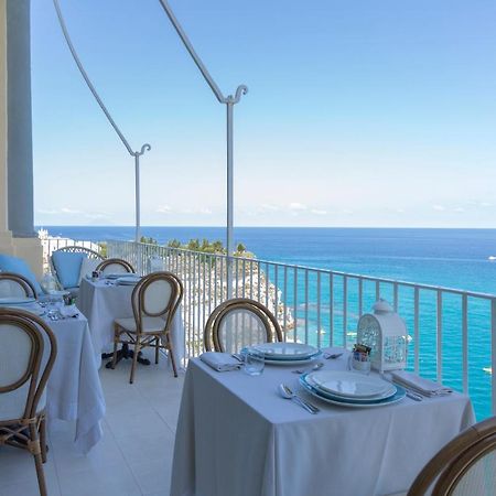 Hotel Palazzo Mottola Tropea Exterior foto