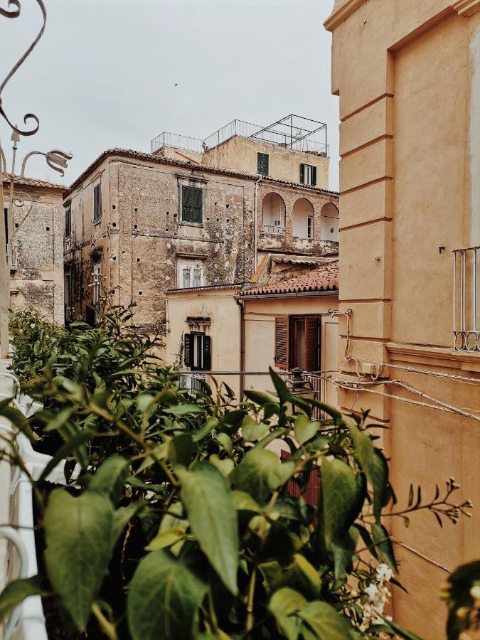 Hotel Palazzo Mottola Tropea Exterior foto